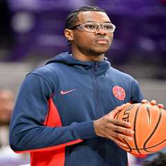 Bryce James to redshirt freshman season at top-ranked Arizona