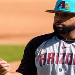 Diamondbacks allowing Carlos Santana to play in WBC — even without insurance