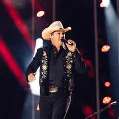 Jon Pardi Has the ‘Ronka Ronka’ on With His ‘Boots Off’: ‘Hopefully It’s a ‘Boot’ Trifecta No. 1′