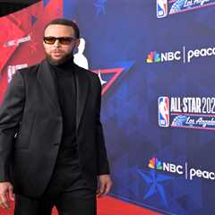 NBA All-Stars sport flashy outfits, get diamond rings during eventful pregame red carpet