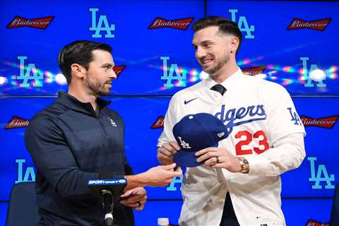 With Tucker in town, Roberts breaks down lineup challenges