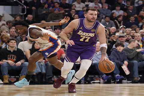 Despite Dončić’s near triple-double, lights were too bright in New York City