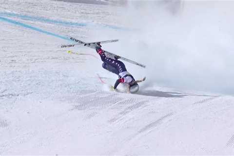 Lindsey Vonn has surgery for leg fracture after devastating Olympics crash