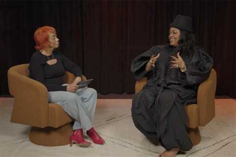 Jill Scott Is Ending Her 10-Year Album Hiatus: ‘I Needed to Take a Break … So That I Could..