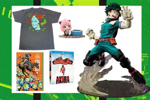 Crunchyroll Is Offering Up to 70% Off on Figures, Manga & Exclusive Merch During Warehouse Sale
