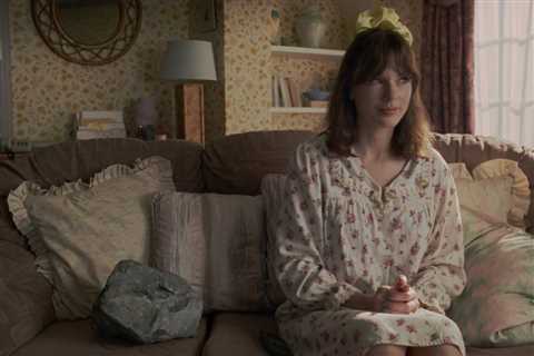 Taylor Swift Toasts ‘Opalite’ Topping Billboard Hot 100: ‘Might Go Buy a Giant Pretzel at the Mall..