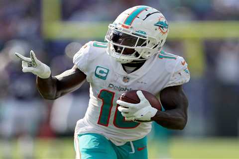 Tyreek Hill and Chargers is a match made in heaven … on paper