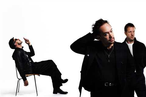 Mumford & Sons on Getting Back Into the Ring With ‘Prizefighter,’ Album’s ‘Fairy Godmother’ Gracie..