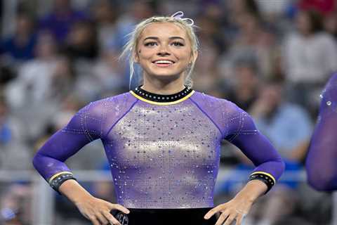 Livvy Dunne photo bombs interview with new LSU coach Lane Kiffin in viral moment: ‘Clout chasers’