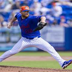 Craig Kimbrel shows velocity increase in Mets spring debut as he hopes to make roster