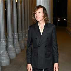 Beck Announces Symphony-Backed Australian Shows for 2026