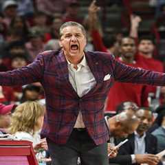 Arkansas vs. Texas odds, prediction: College basketball picks, best bets