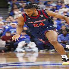 St. John’s clinches second straight Big East regular season title with gritty win over Seton Hall