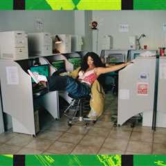 From SZA & Travis Barker to Hayley Williams – Vans is Decking Out Your Favorite Musicians in New..