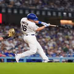 Will Smith’s late home run lifts Dodgers to season-opening sweep