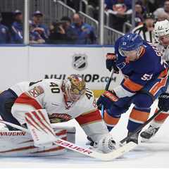 Casey Cizikas, fourth line spark Islanders in much-needed win
