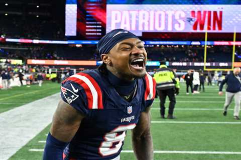 Patriots releasing Stefon Diggs after one chaotic season