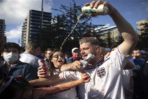 Bottoms up! Outdoor boozing could return to NYC during World Cup 2026