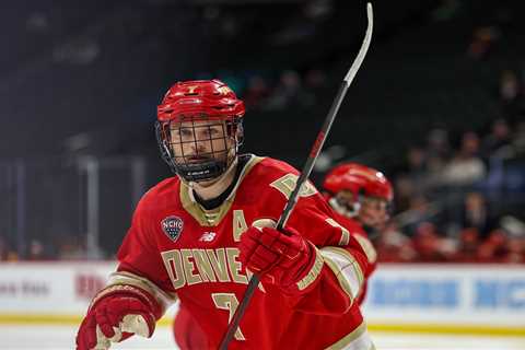 Rangers acquire Aidan Thompson from Blackhawks after flashing potential in college