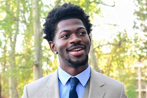 Lil Nas X All Smiles as He Arrives for Battery Hearing at L.A. Courthouse