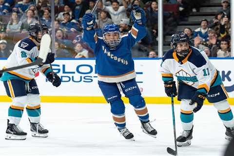 Goldeneyes’ Anna Segedi scores first PWHL goal in win over Sirens