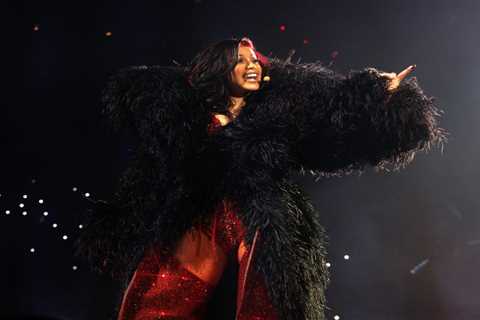 ‘I’m Just So Overwhelmed’: Cardi B Talks Sold-Out MSG Concerts on ‘Fallon’