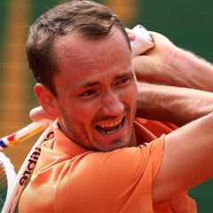 Daniil Medvedev Melts Down During First Double Bagel Loss of Career