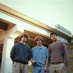 Edgehill Scores First Billboard No. 1 as ‘Doubletake’ Tops Alternative Airplay