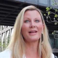 Sandra Lee Not Wearing Engagement Ring, Dodges Wedding Question