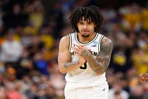 Michigan guard treated for possible allergic reaction days before Final Four