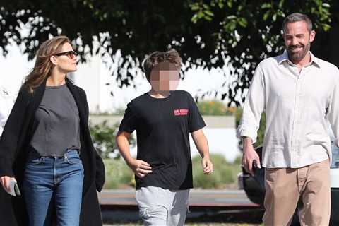 Ben Affleck and Jennifer Garner Reunite on Easter Weekend