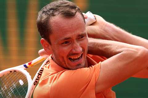 Daniil Medvedev Melts Down During First Double Bagel Loss of Career