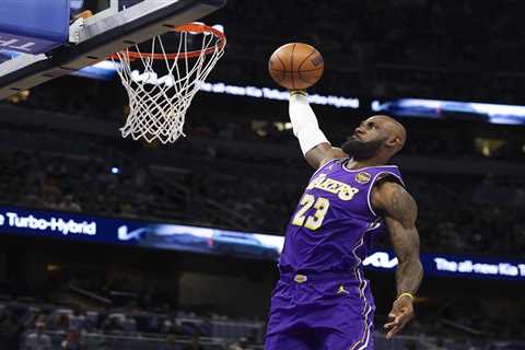 Floor seats have been sold out for the Lakers for nearly 50 years — now the team is offering new..