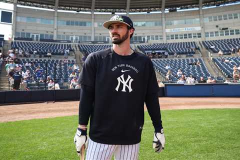 Yankees trade infielder Braden Shewmake to Astros for pitcher Wilmy Sanchez