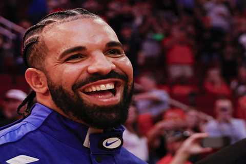 Toronto Police Called for Crowd Control As Drake Fans Attempt to Melt Massive ‘Iceman’ Ice Structure