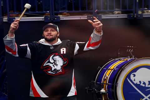 Josh Allen chugs beer before playoff game to hype up Sabres fans