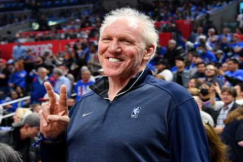 Late NBA legend honored with college basketball showcase
