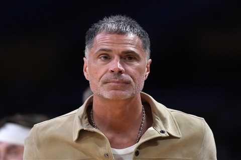Why Lakers’ relatively quiet 2026 trade deadline is paying off in NBA playoffs
