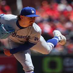 Dodgers snap losing skid behind timely offense, Justin Wrobleski’s start