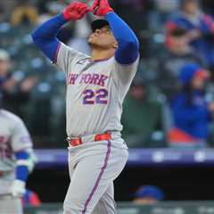Mets win third straight game as bats come alive against Rockies