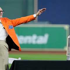 Dodgers first full-time Spanish-language broadcaster René Cárdenas passed away at 96
