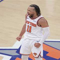 Knicks pull off insane rally to beat Cavaliers in thrilling OT Game 1 win