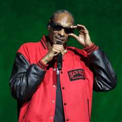 Snoop Dogg Says His Company Isn’t Liable in Drakeo the Ruler Concert Death Lawsuit