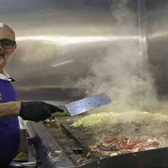 Owner of Philadelphia’s iconic Pat’s cheesesteaks forced to work in NY — wearing ‘Philly Sucks’..