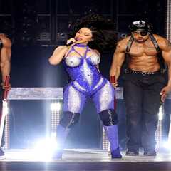 Cardi B Wants to Tour Again This Fall After Little Miss Drama Tour Grosses $70M: ‘Motherf–kers..
