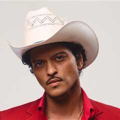 Bruno Mars Soars on Latin Charts With ‘Lo Arriesgo Todo,’ Spanish Rendition of ‘Risk It All’