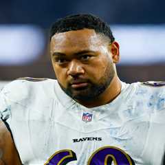 Giants sign ex-Raven Josh Tupou to boost defensive tackle depth