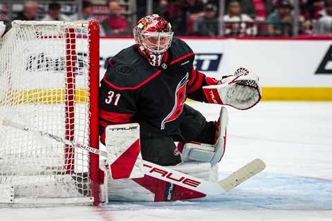 Flyers vs. Hurricanes Game 1 prediction: NHL odds, picks, best bets for Stanley Cup Playoffs