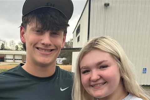 'Unexpected' Stars Bella Vaughn & Hunter Johnson Engaged at 16 and 14