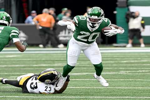 Jets sign Breece Hall to $45 million extension